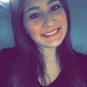 Meet your Posher, Gabrielle